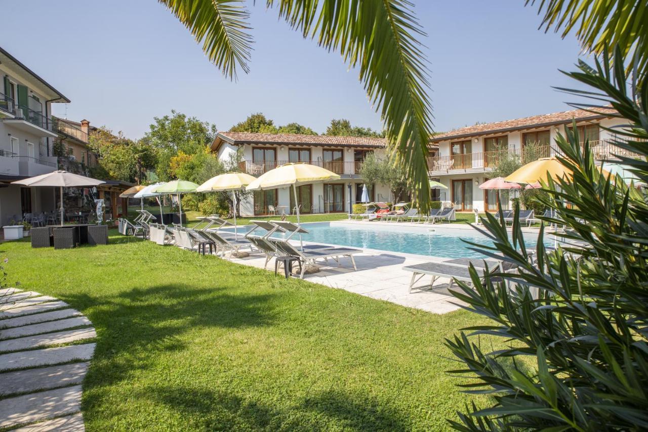 Residence Molino - Holiday Apartments Manerba del Garda Eksteriør bilde