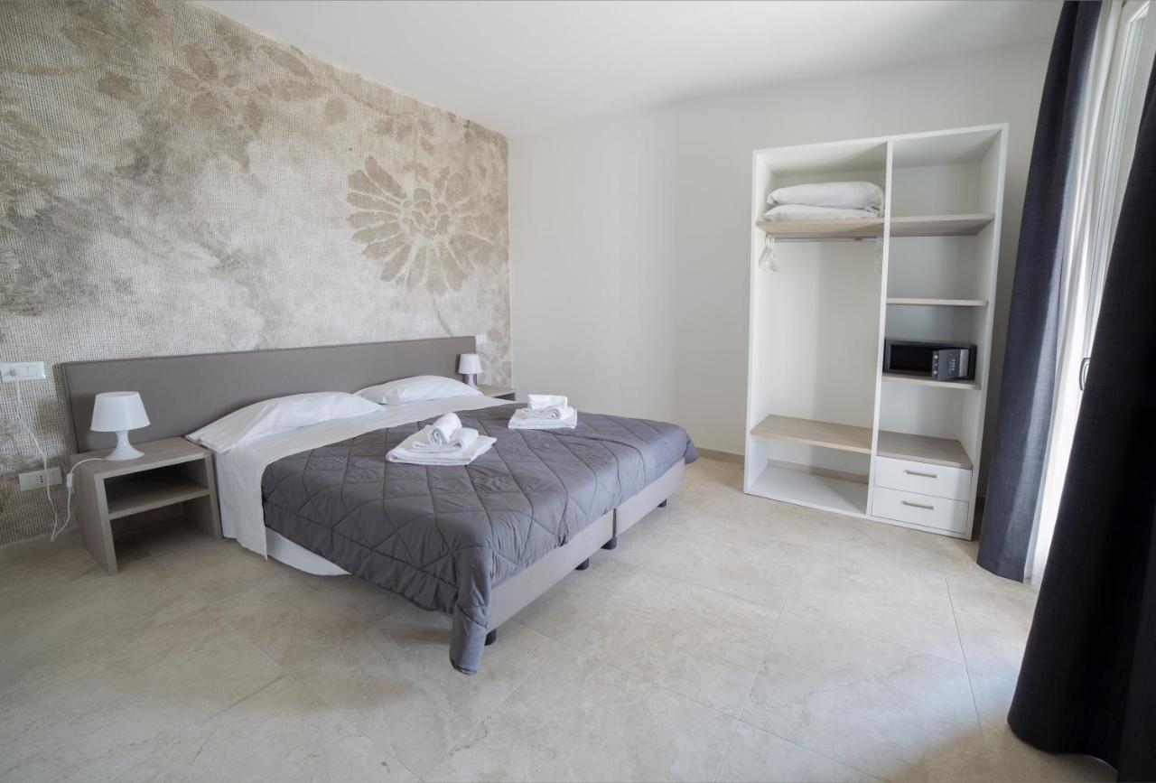 Residence Molino - Holiday Apartments Manerba del Garda Eksteriør bilde