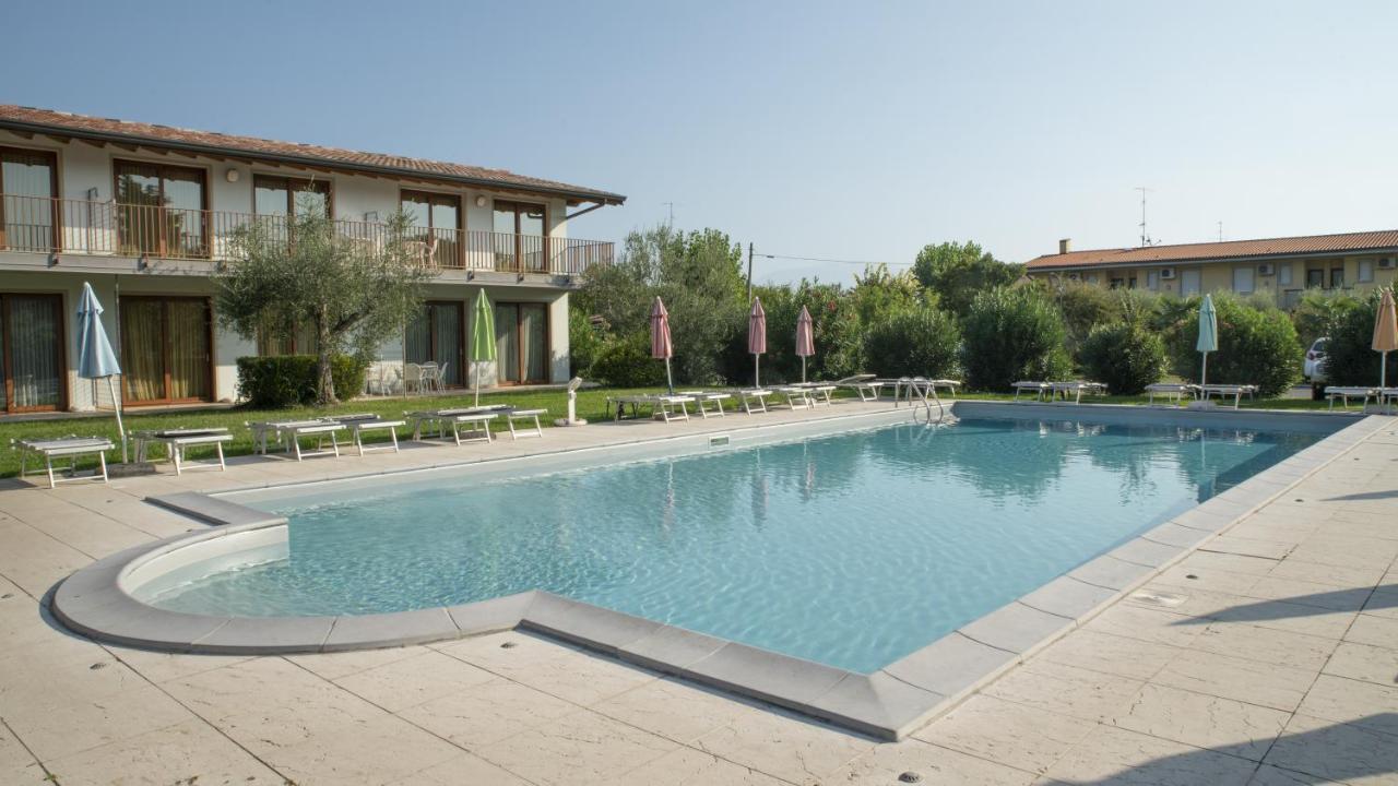 Residence Molino - Holiday Apartments Manerba del Garda Eksteriør bilde