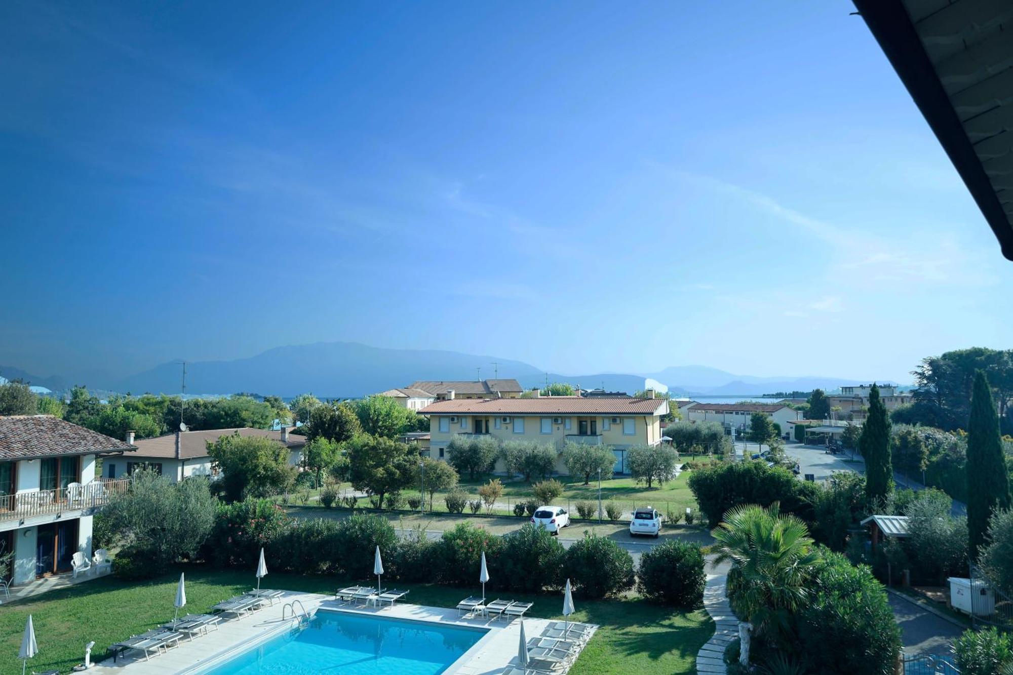 Residence Molino - Holiday Apartments Manerba del Garda Eksteriør bilde