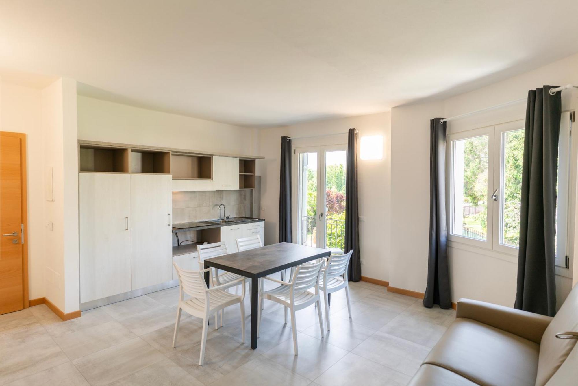Residence Molino - Holiday Apartments Manerba del Garda Eksteriør bilde