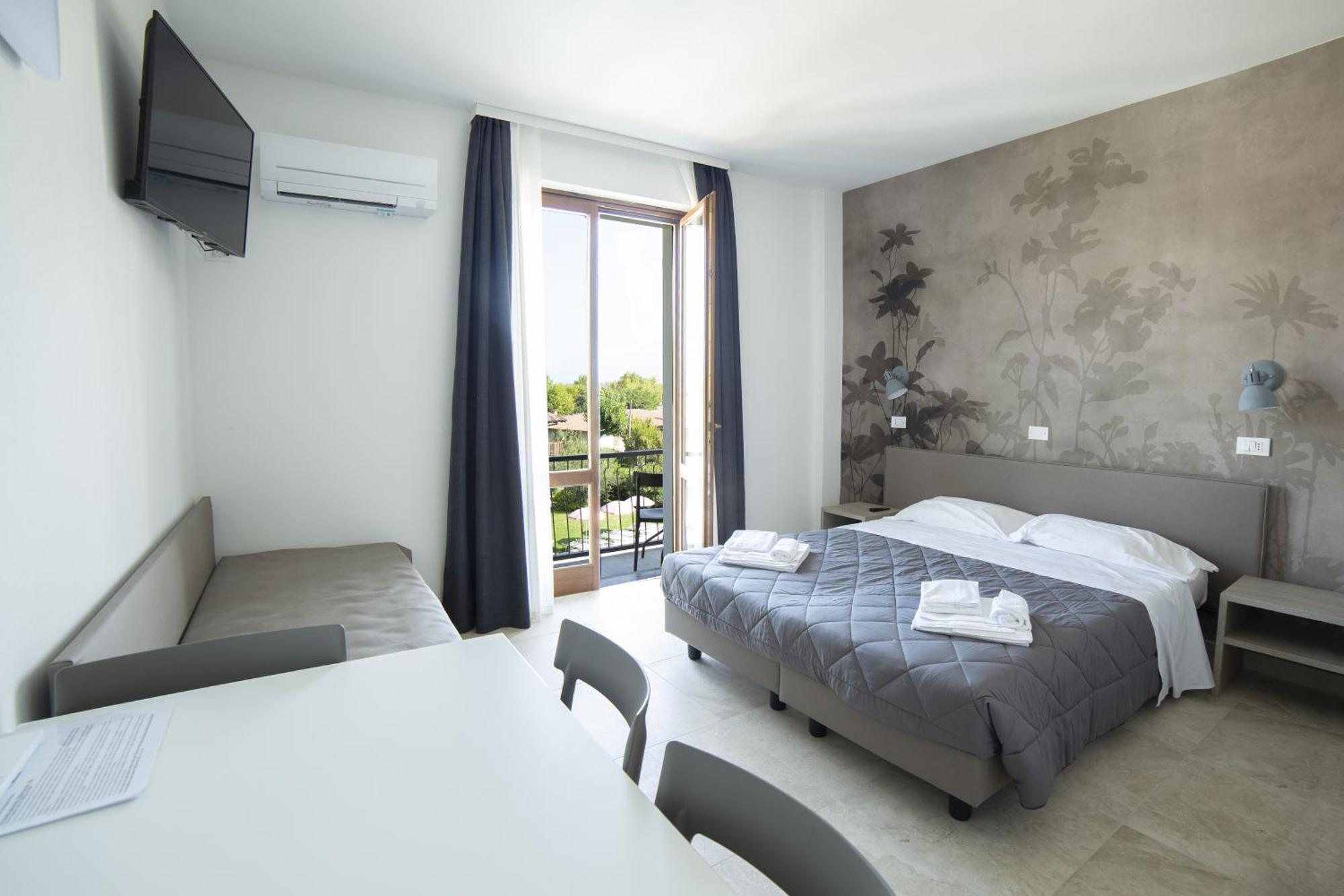 Residence Molino - Holiday Apartments Manerba del Garda Eksteriør bilde