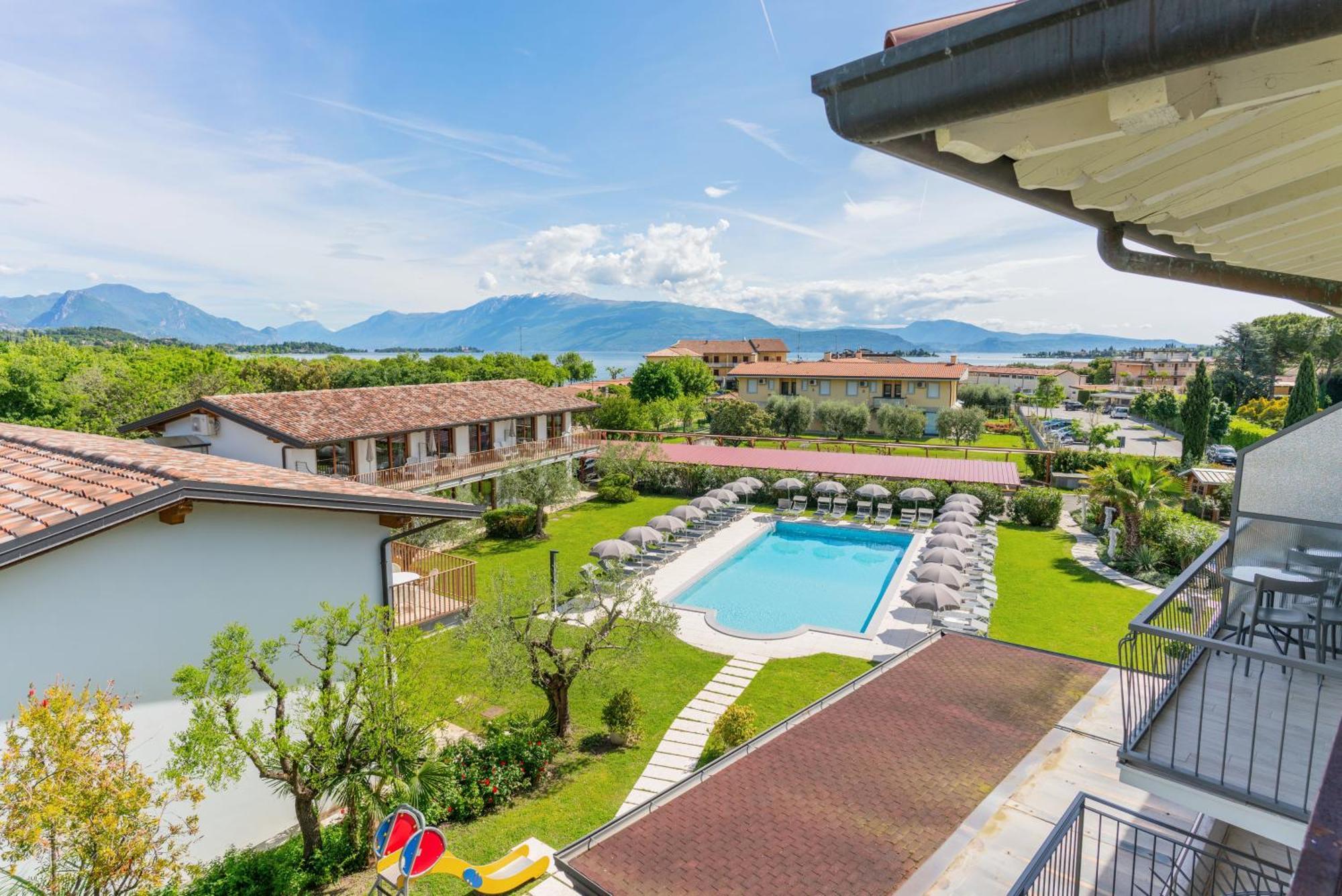 Residence Molino - Holiday Apartments Manerba del Garda Eksteriør bilde