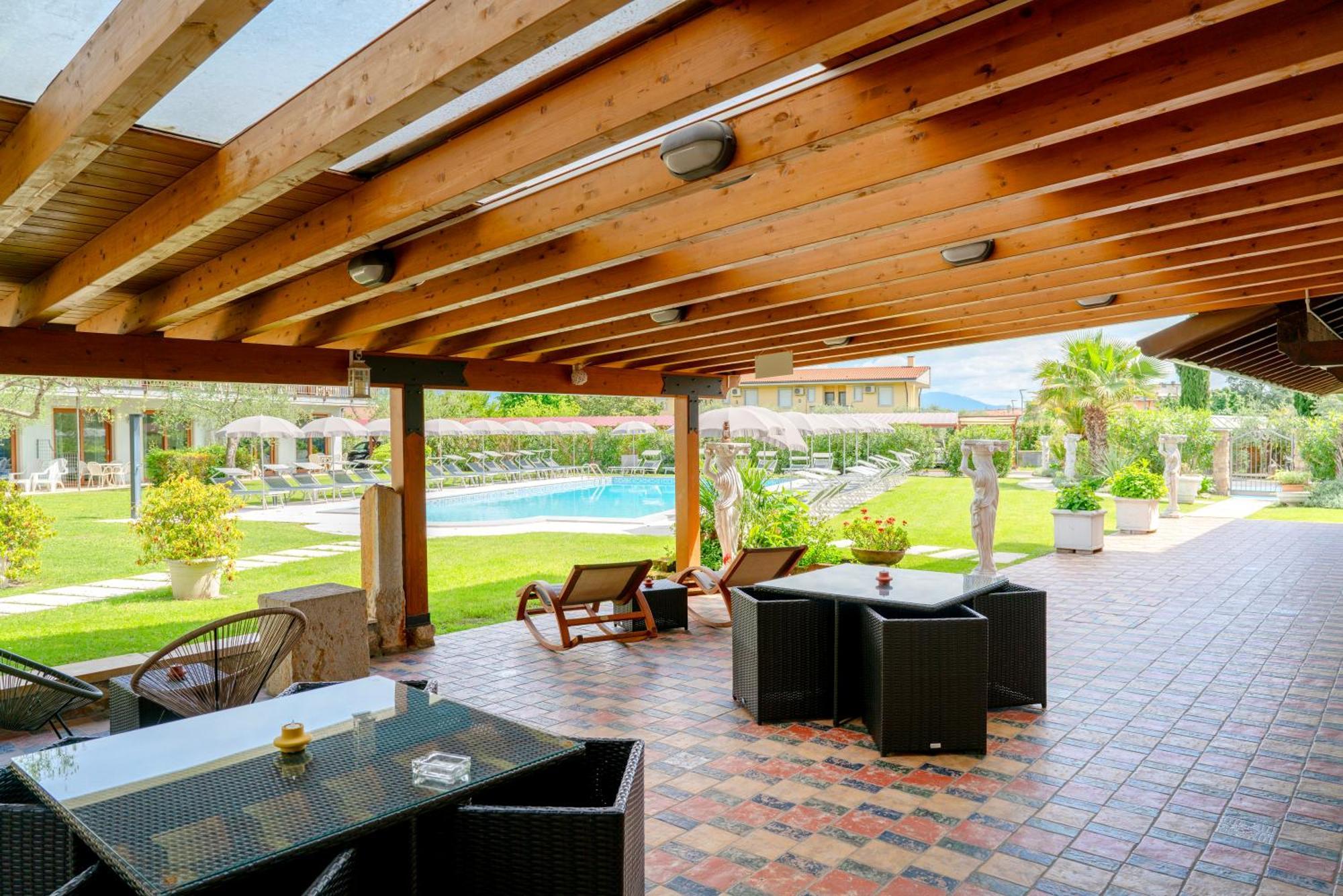 Residence Molino - Holiday Apartments Manerba del Garda Eksteriør bilde