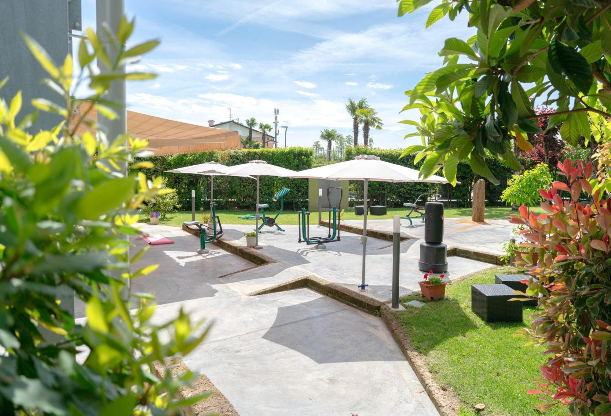 Residence Molino - Holiday Apartments Manerba del Garda Eksteriør bilde