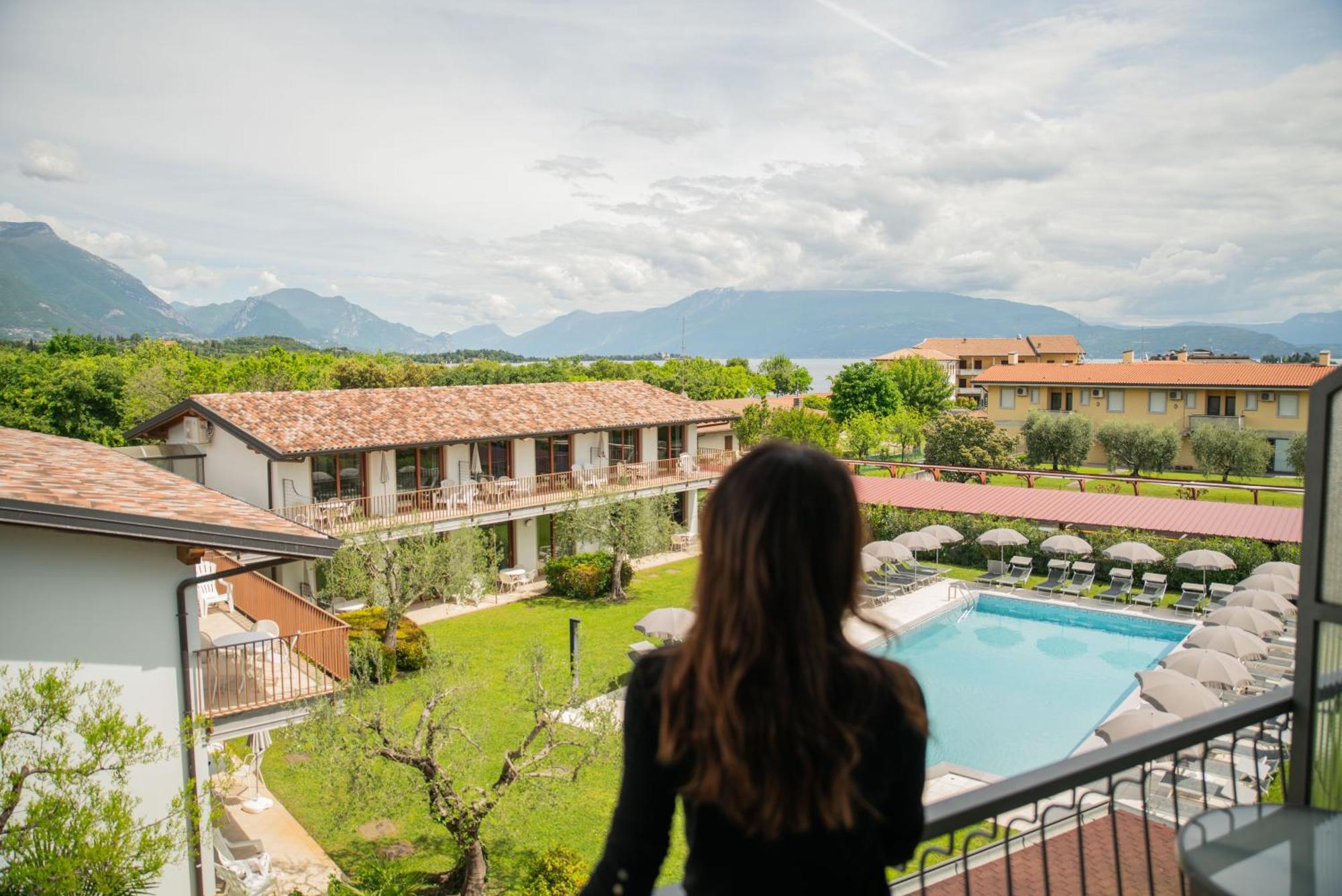Residence Molino - Holiday Apartments Manerba del Garda Eksteriør bilde