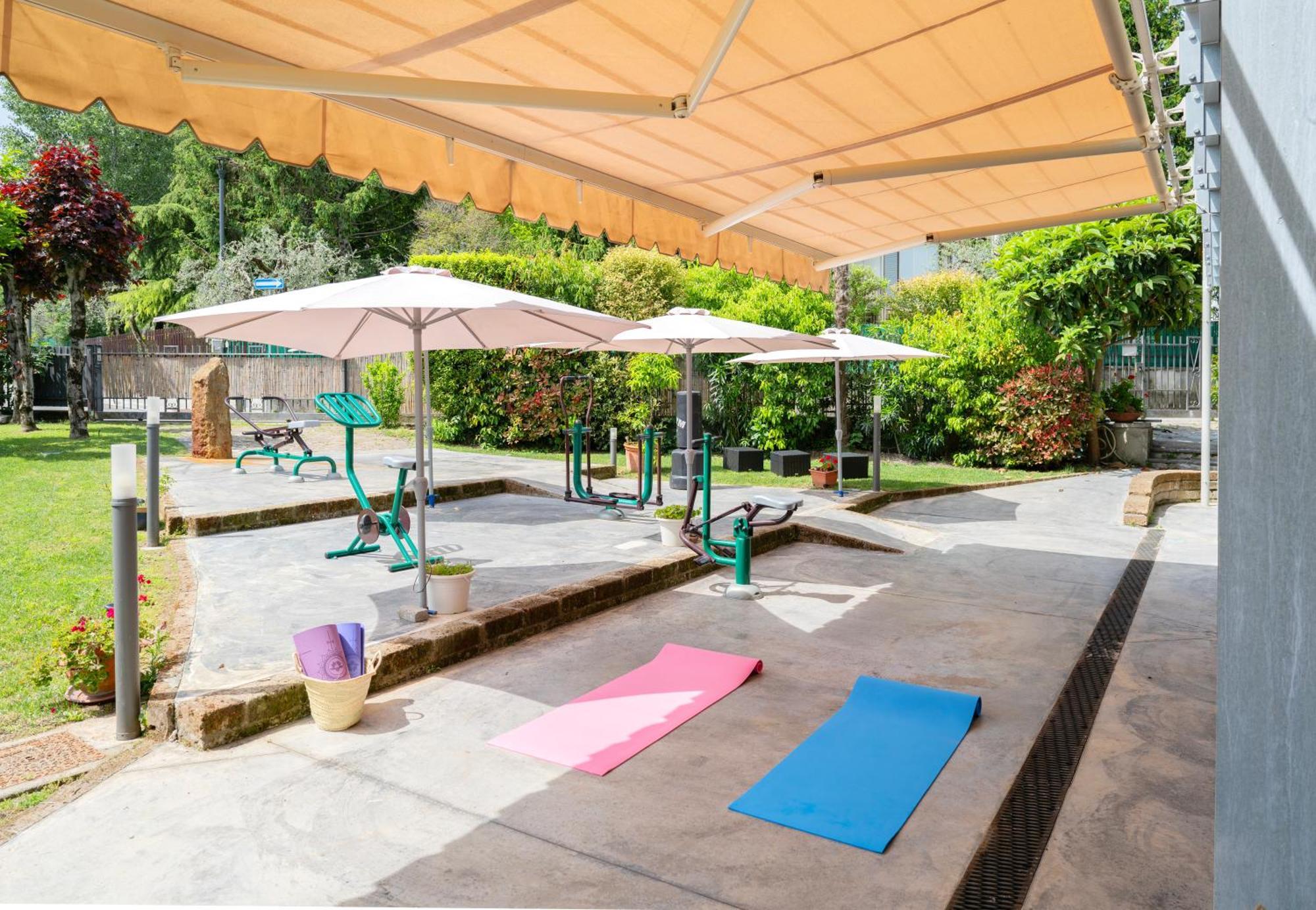 Residence Molino - Holiday Apartments Manerba del Garda Eksteriør bilde